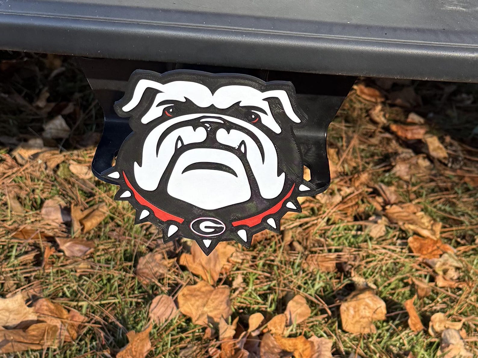 Georgia Bulldog Large Head Hitch Cover: front view.